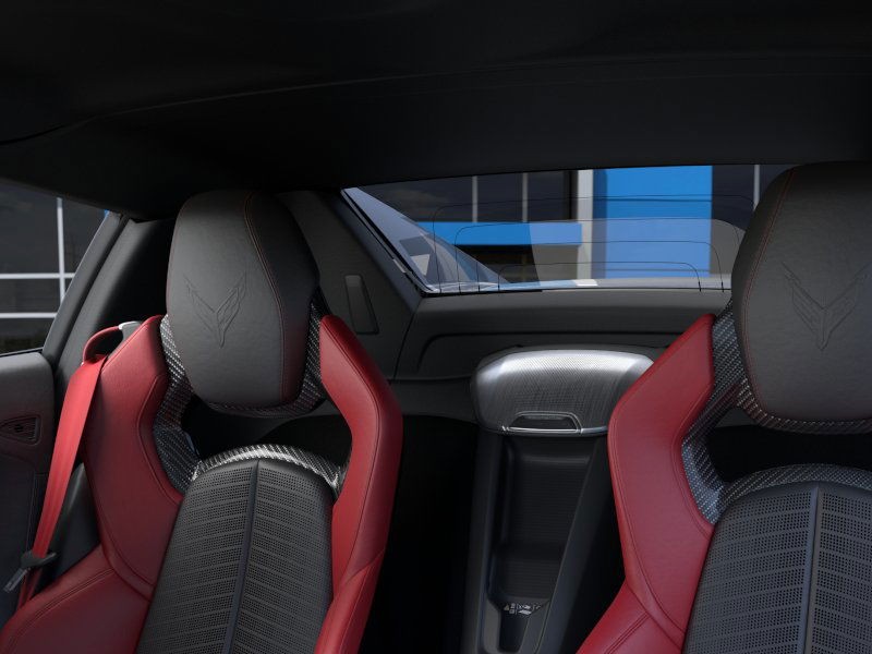 Chevrolet Corvette Vehicle Full-screen Gallery Image 24