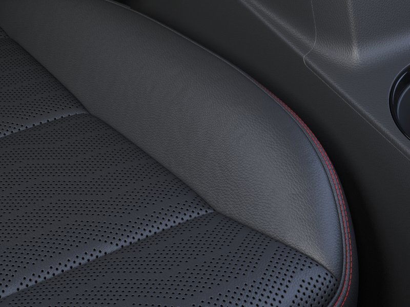 Chevrolet Colorado Vehicle Full-screen Gallery Image 21