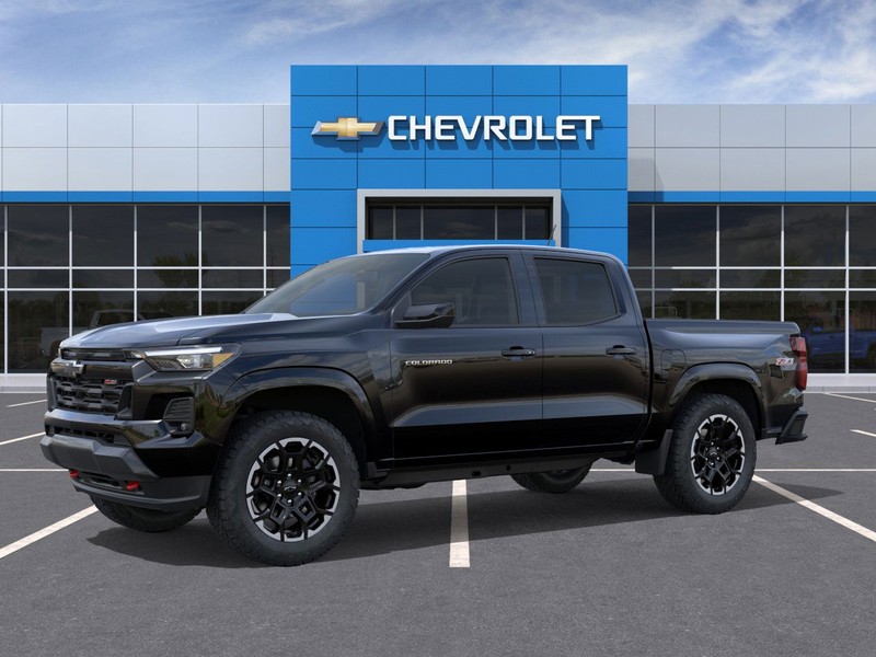 Chevrolet Colorado Vehicle Full-screen Gallery Image 2