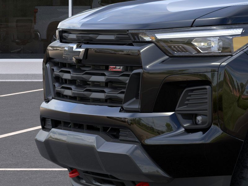 Chevrolet Colorado Vehicle Full-screen Gallery Image 13