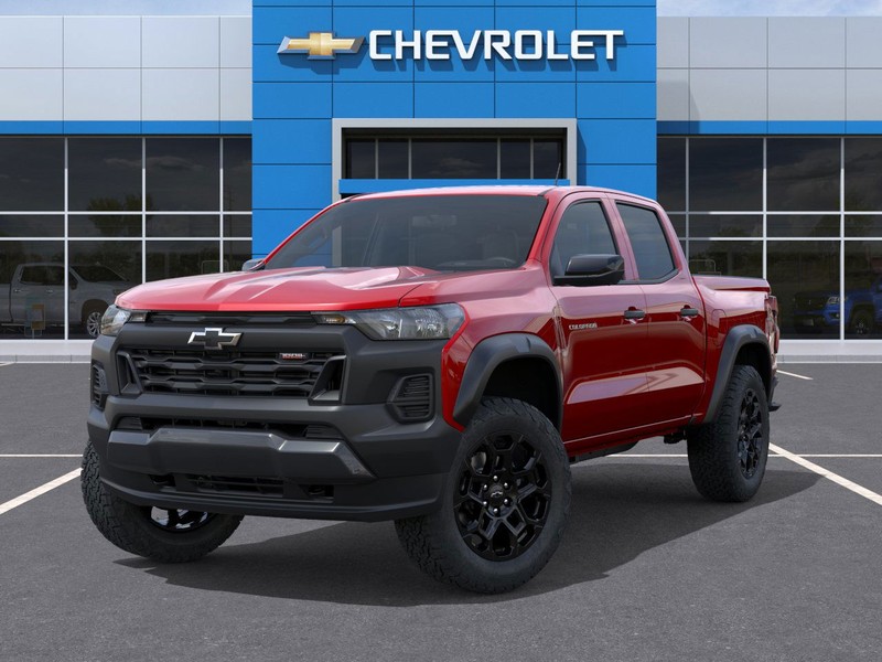 Chevrolet Colorado Vehicle Full-screen Gallery Image 6