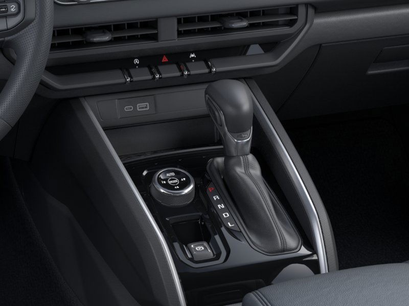 Chevrolet Colorado Vehicle Full-screen Gallery Image 23