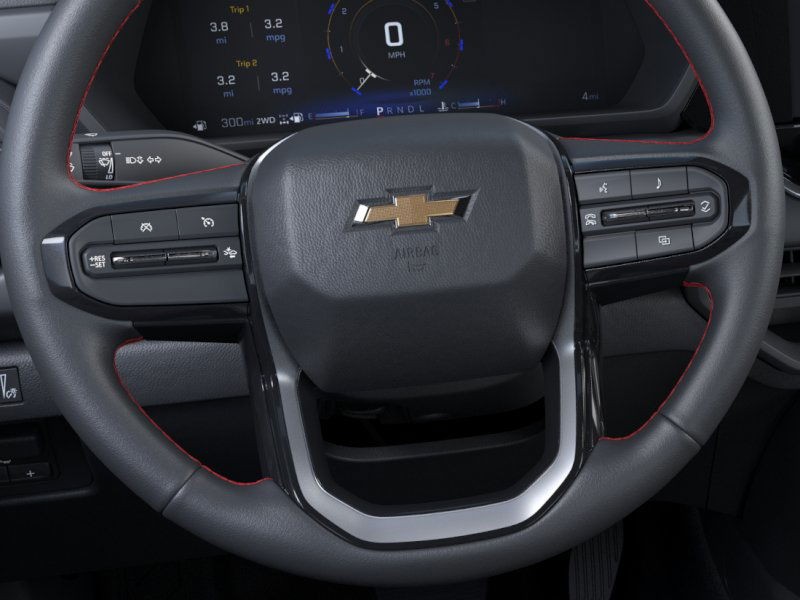 Chevrolet Colorado Vehicle Full-screen Gallery Image 19