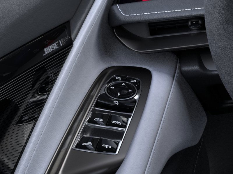 Chevrolet Corvette Vehicle Full-screen Gallery Image 22