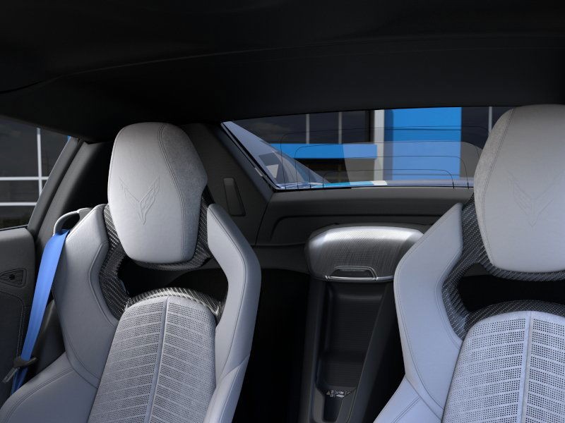 Chevrolet Corvette Vehicle Full-screen Gallery Image 24