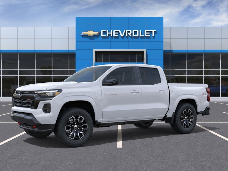 Chevrolet Colorado Vehicle Full-screen Gallery Image 2