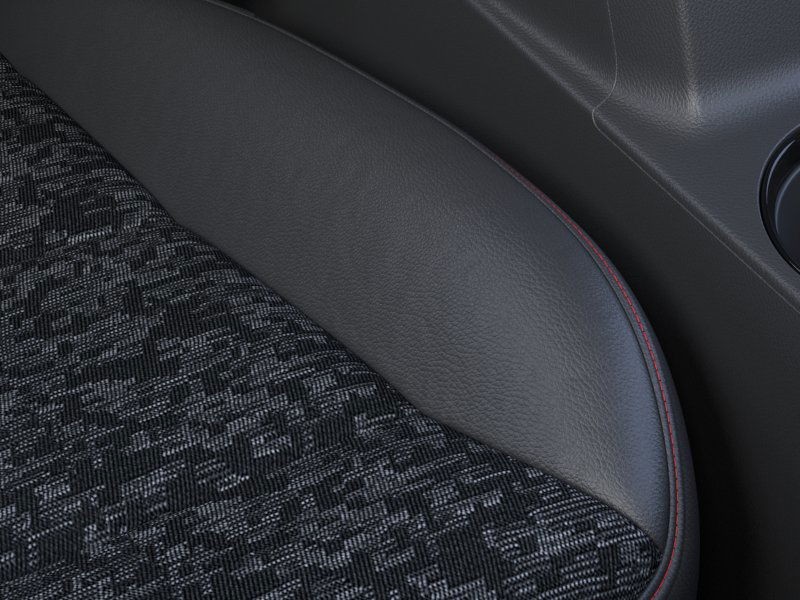 Chevrolet Colorado Vehicle Full-screen Gallery Image 21