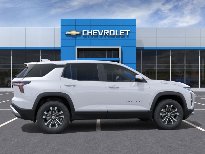 Chevrolet Equinox Vehicle Full-screen Gallery Image 5