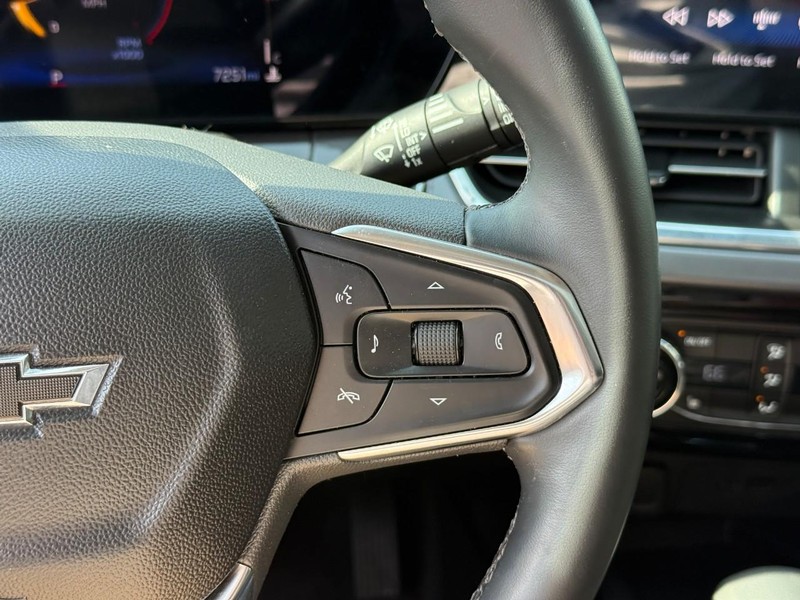 Chevrolet Trax Vehicle Full-screen Gallery Image 19