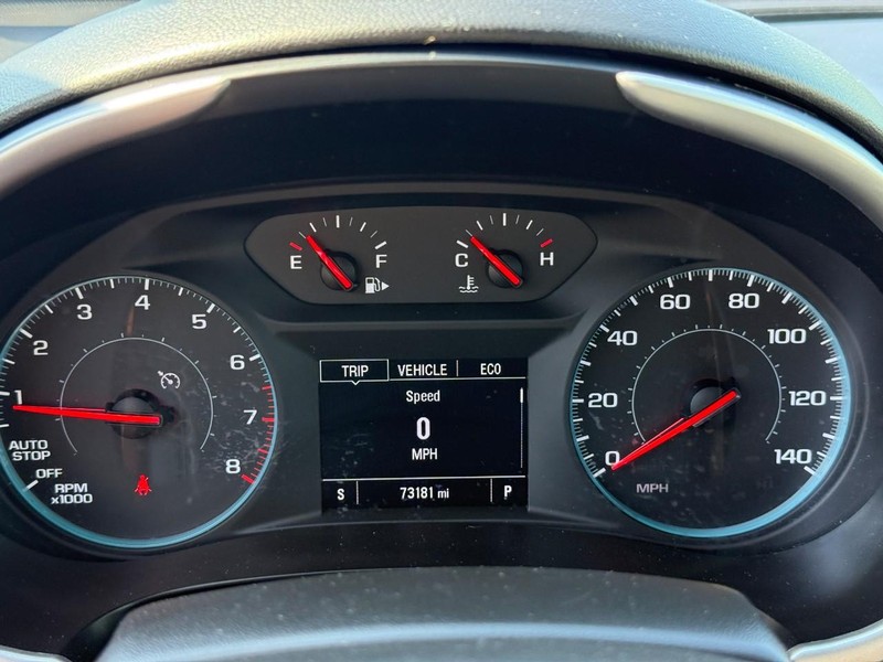 Chevrolet Malibu Vehicle Full-screen Gallery Image 21