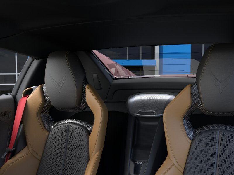 Chevrolet Corvette Vehicle Full-screen Gallery Image 24