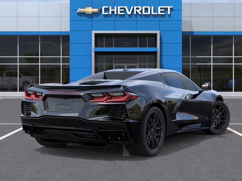 Chevrolet Corvette Vehicle Full-screen Gallery Image 4
