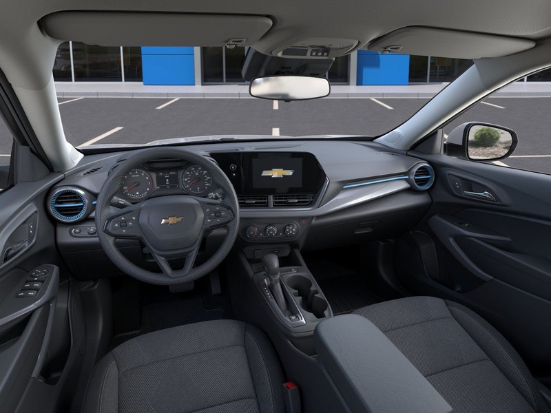 Chevrolet Trax Vehicle Full-screen Gallery Image 15
