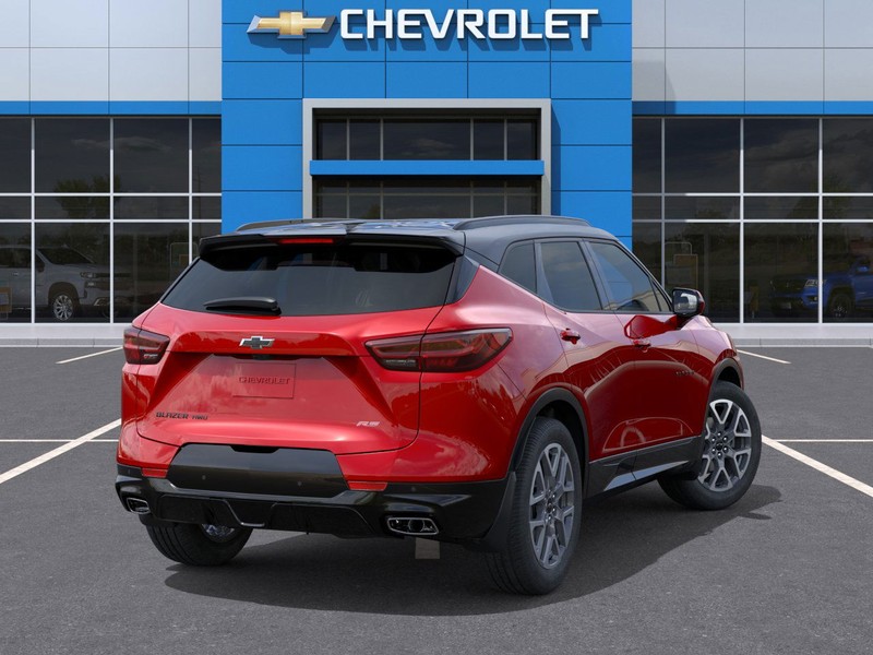 Chevrolet Blazer Vehicle Full-screen Gallery Image 4