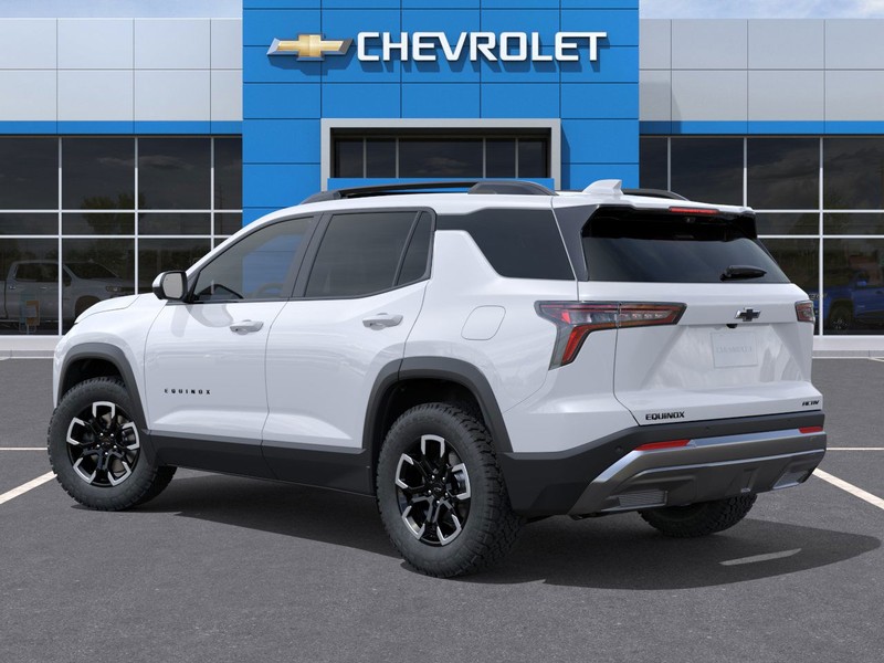 Chevrolet Equinox Vehicle Full-screen Gallery Image 3