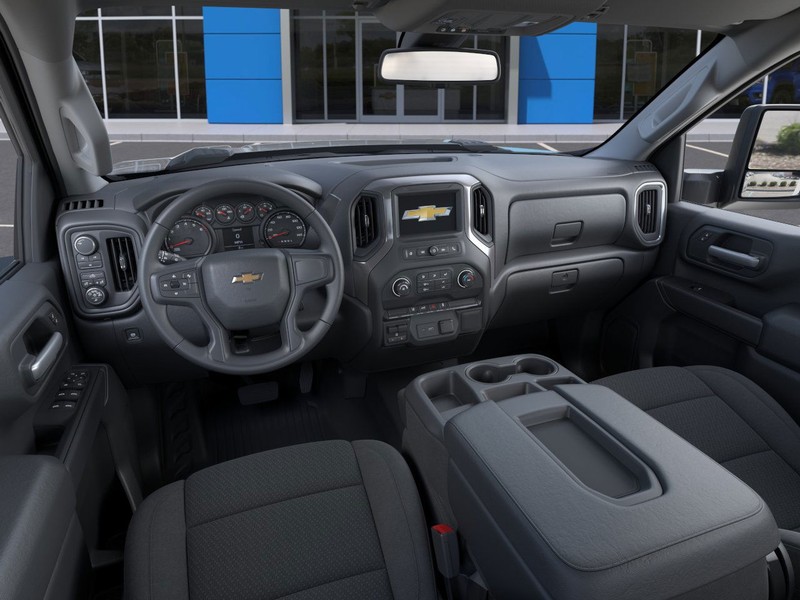 Chevrolet Silverado 3500HD Vehicle Full-screen Gallery Image 15