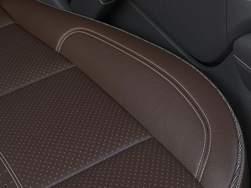 Chevrolet Suburban Vehicle Full-screen Gallery Image 21