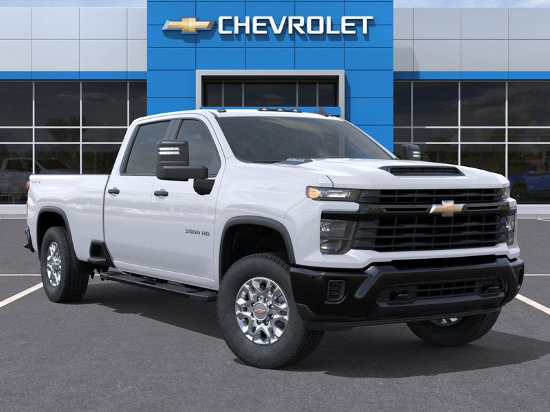Chevrolet Silverado 3500HD Vehicle Full-screen Gallery Image 7