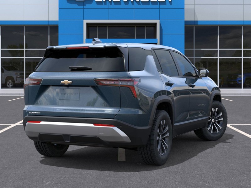 Chevrolet Equinox Vehicle Full-screen Gallery Image 4