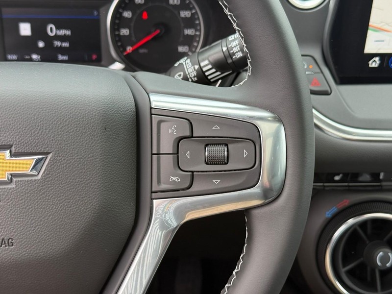 Chevrolet Blazer Vehicle Full-screen Gallery Image 15