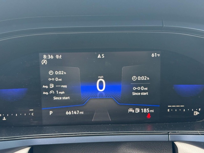 Volkswagen Taos Vehicle Full-screen Gallery Image 24