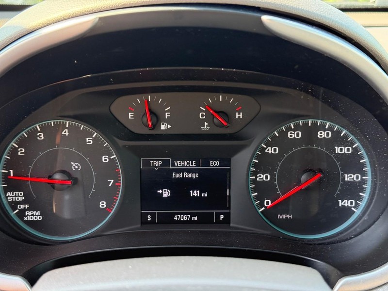 Chevrolet Malibu Vehicle Full-screen Gallery Image 21
