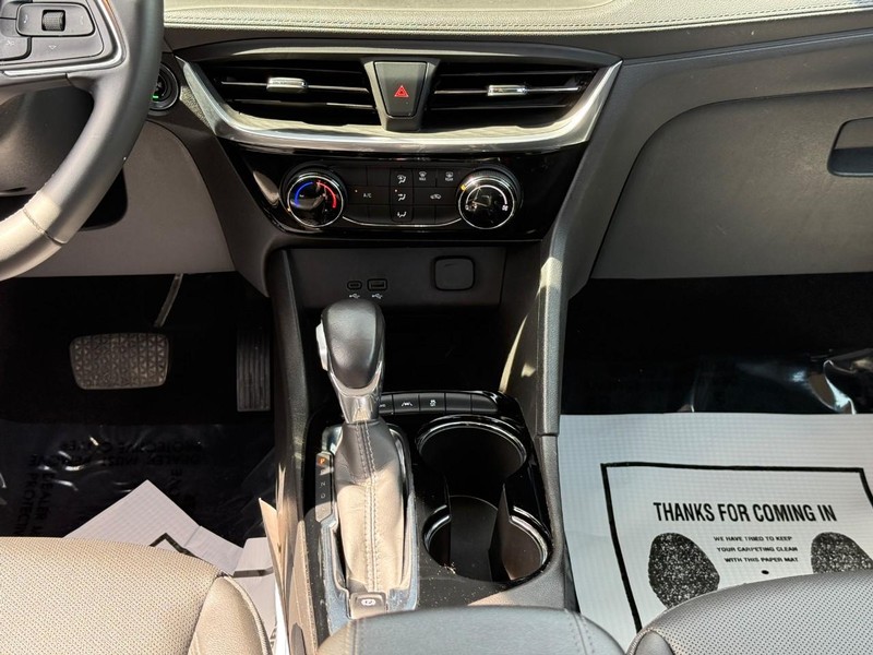 Buick Encore GX Vehicle Full-screen Gallery Image 15