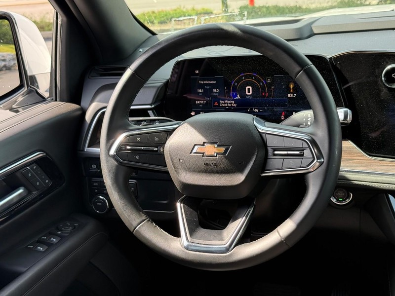 Chevrolet Tahoe Vehicle Full-screen Gallery Image 13