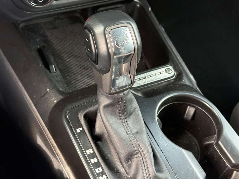 Ford Bronco Vehicle Full-screen Gallery Image 21