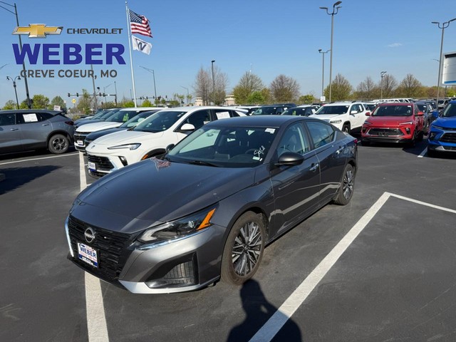 Creve Coeur MO 2025 Nissan Altima more details - nissan altima