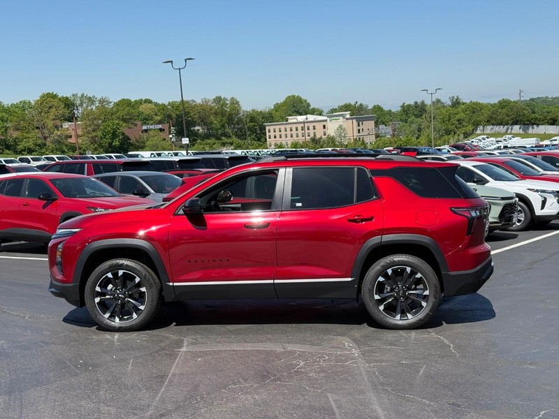 Chevrolet Equinox Vehicle Full-screen Gallery Image 2