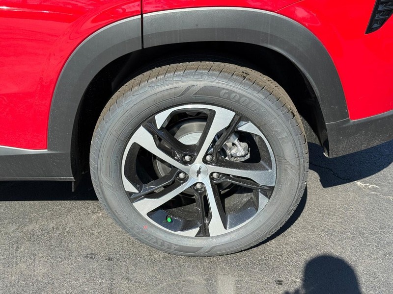 Chevrolet Trax Vehicle Full-screen Gallery Image 4