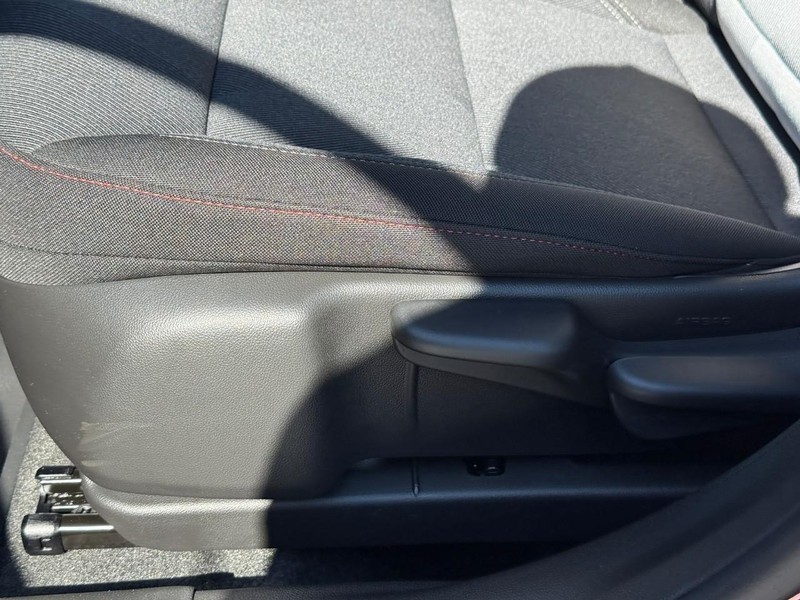 Chevrolet Trax Vehicle Full-screen Gallery Image 9
