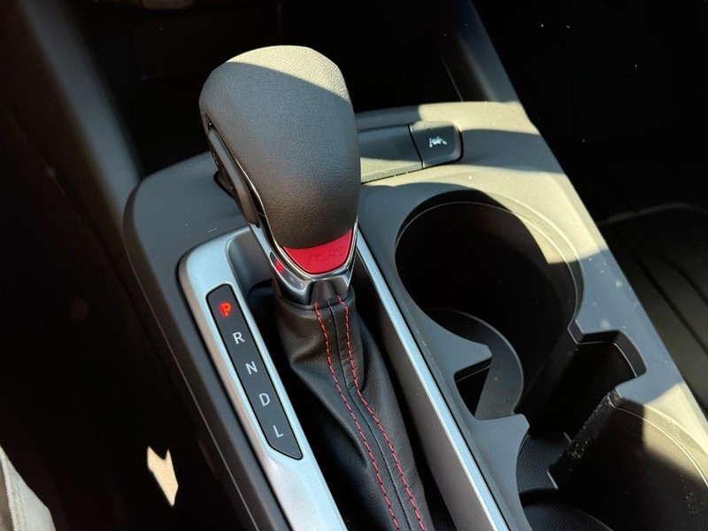 Chevrolet Trax Vehicle Full-screen Gallery Image 12