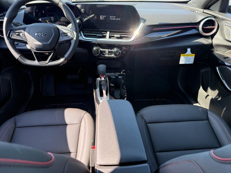 Chevrolet Trax Vehicle Full-screen Gallery Image 7