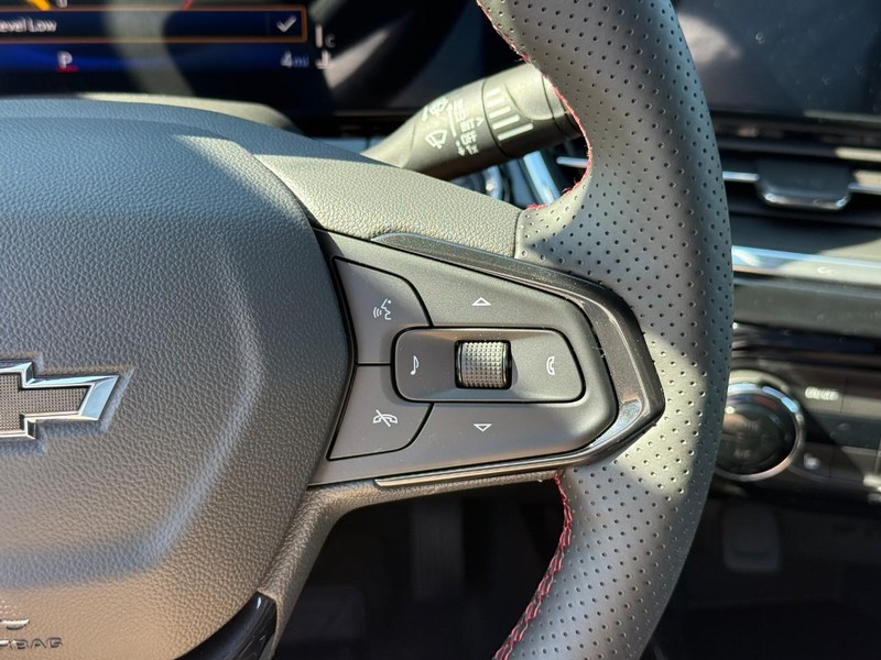 Chevrolet Trax Vehicle Full-screen Gallery Image 15
