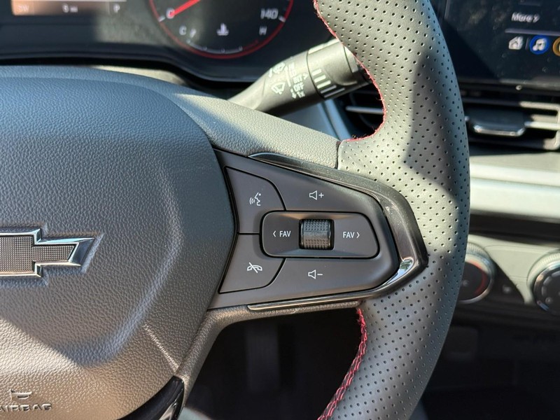 Chevrolet Trax Vehicle Full-screen Gallery Image 13