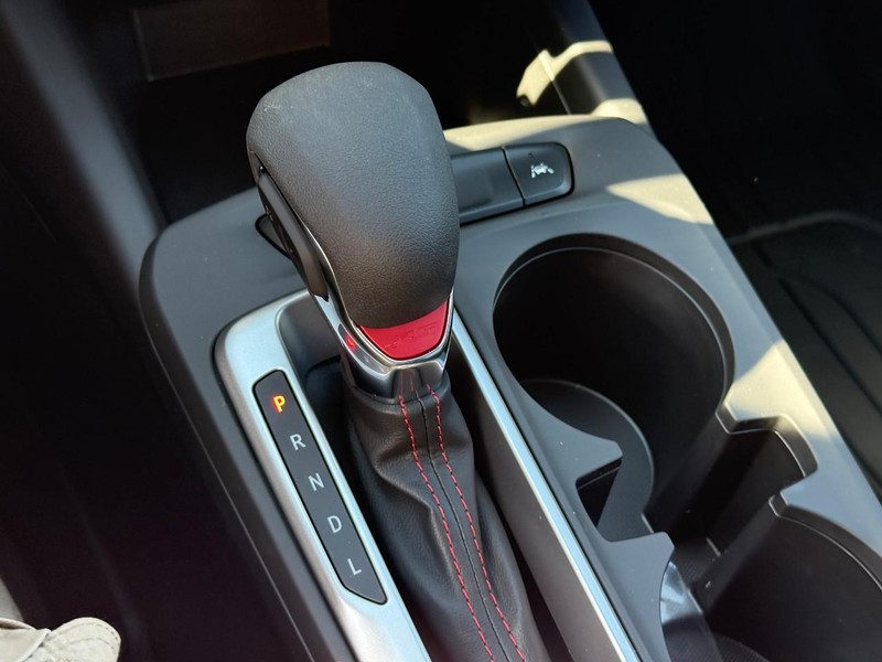 Chevrolet Trax Vehicle Full-screen Gallery Image 15