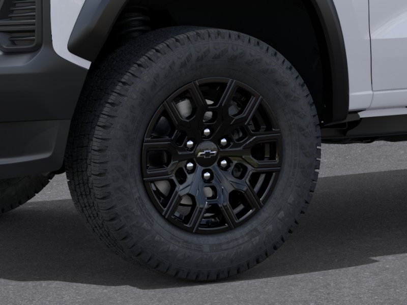 Chevrolet Colorado Vehicle Full-screen Gallery Image 9