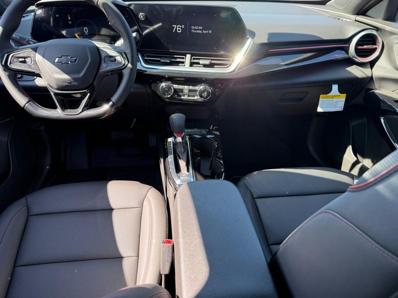 Chevrolet Trax Vehicle Full-screen Gallery Image 6
