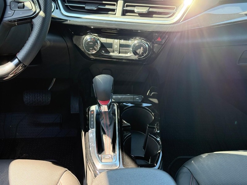 Chevrolet Trax Vehicle Full-screen Gallery Image 9