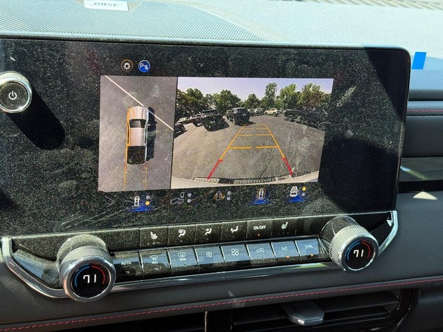 2026 Chevrolet Colorado Z71 - Photo 17
