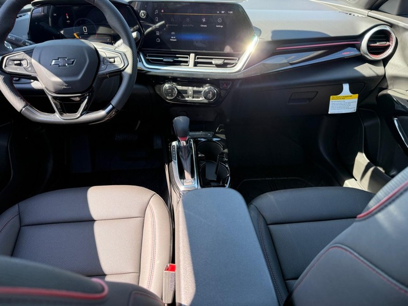 Chevrolet Trax Vehicle Full-screen Gallery Image 7