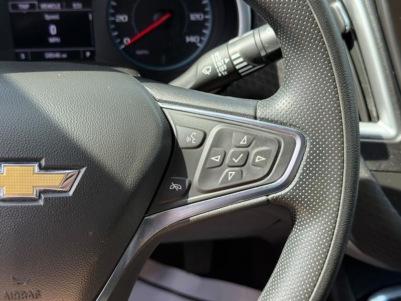 Chevrolet Malibu Vehicle Full-screen Gallery Image 20