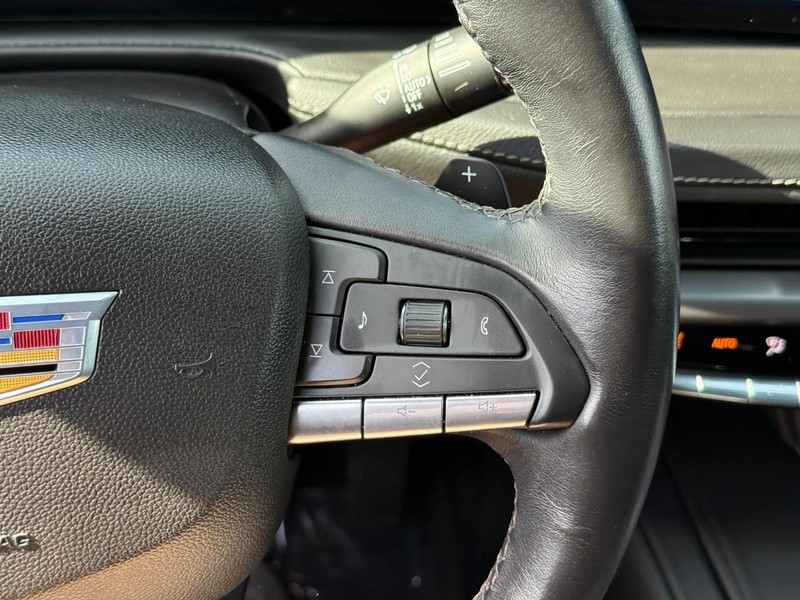 Cadillac XT4 Vehicle Full-screen Gallery Image 17
