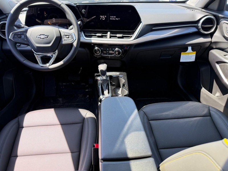 Chevrolet Trax Vehicle Full-screen Gallery Image 8