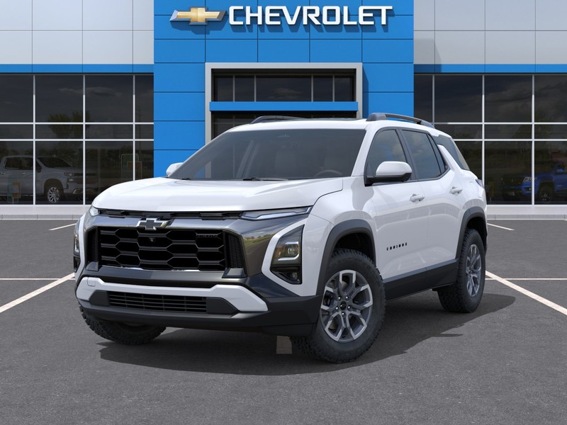 Chevrolet Equinox Vehicle Full-screen Gallery Image 6