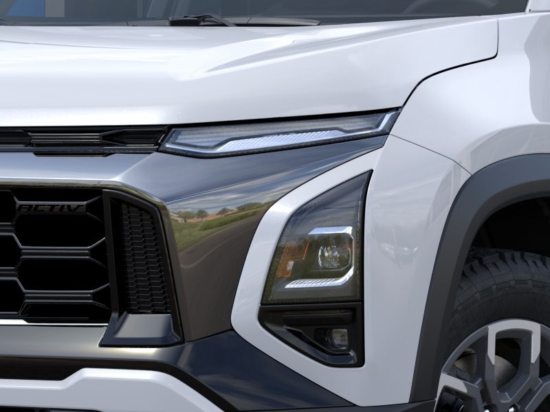 Chevrolet Equinox Vehicle Full-screen Gallery Image 10