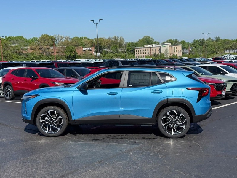 Chevrolet Trax Vehicle Full-screen Gallery Image 2