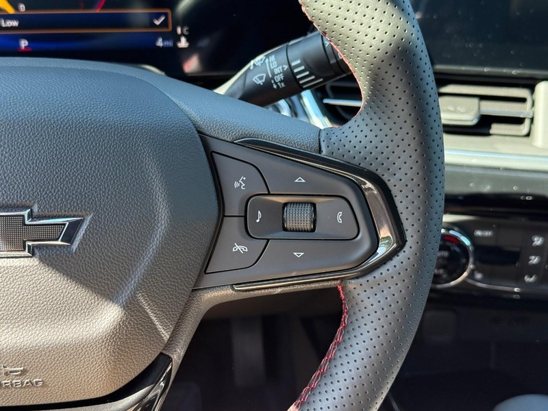 Chevrolet Trax Vehicle Full-screen Gallery Image 14
